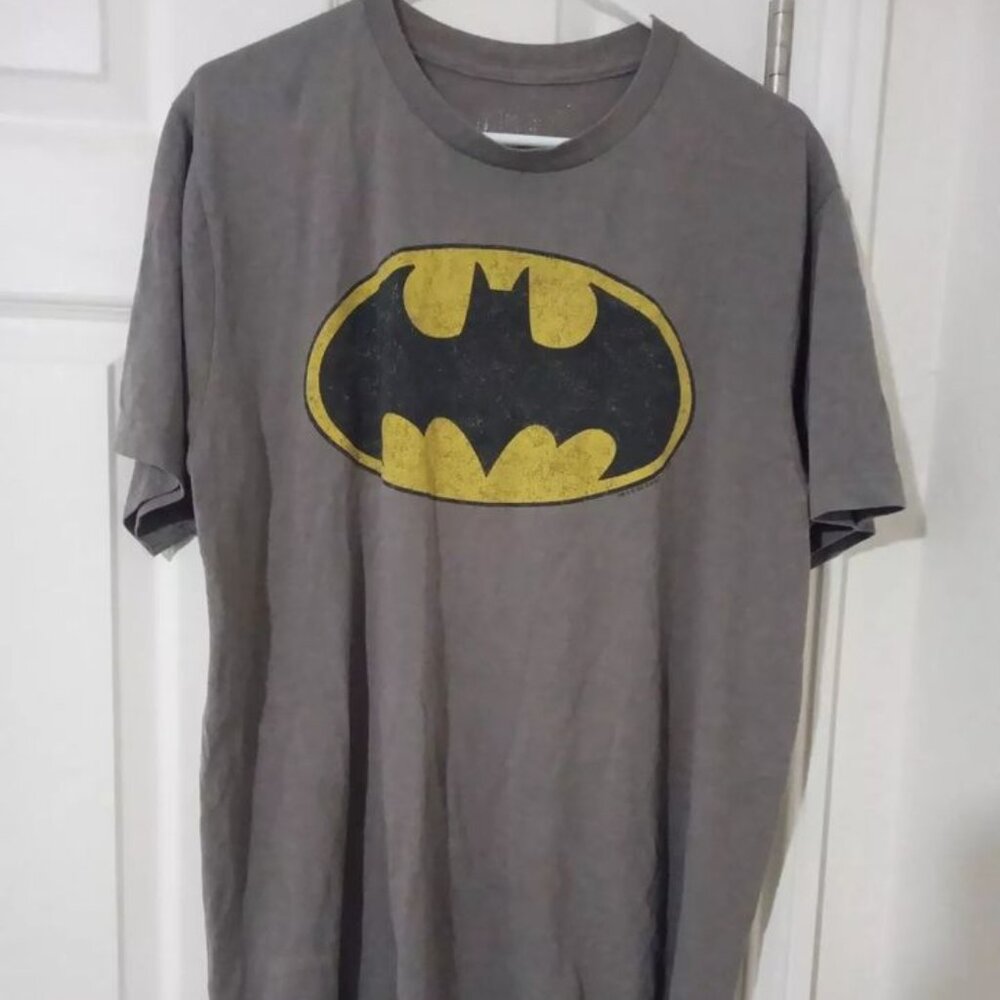 Medium DC Batman Shirts